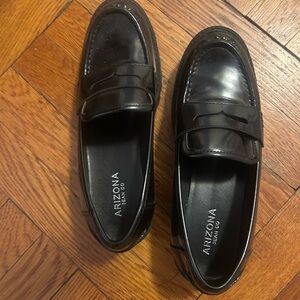 Arizona Jean Company Women's Black Loafers